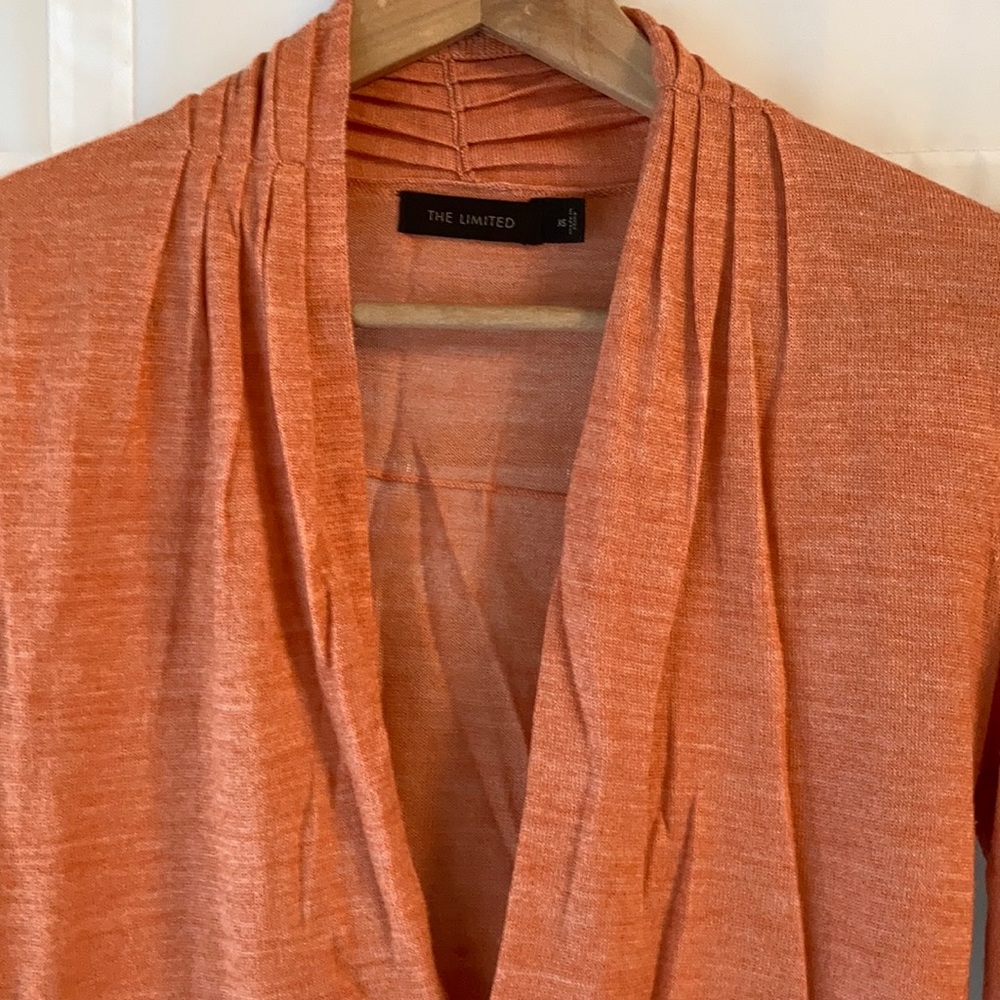 Limited sweater - Picture 2 of 3